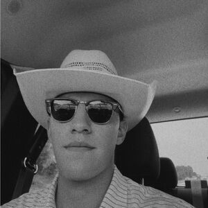 Meet your Posher, Anthony